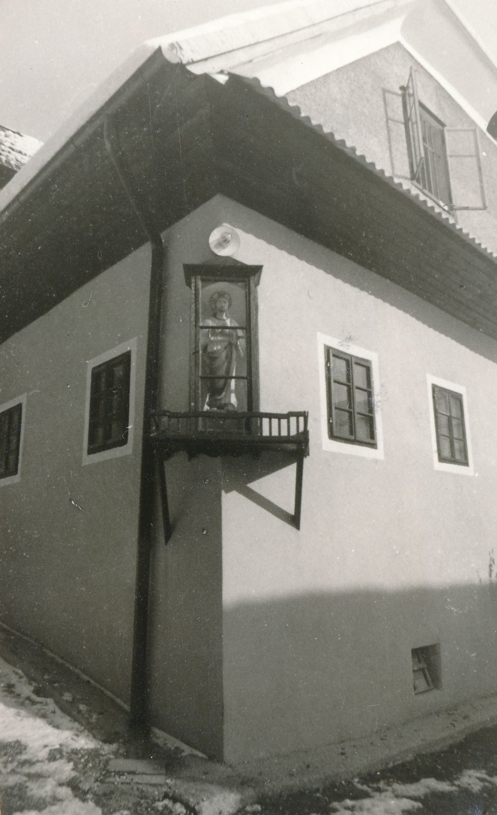 eika image